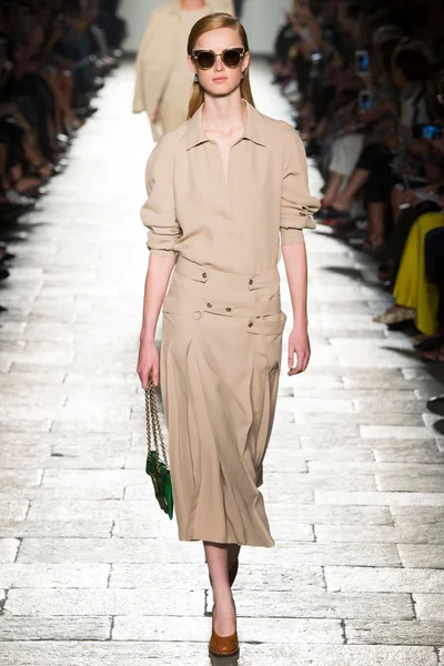 Look 42